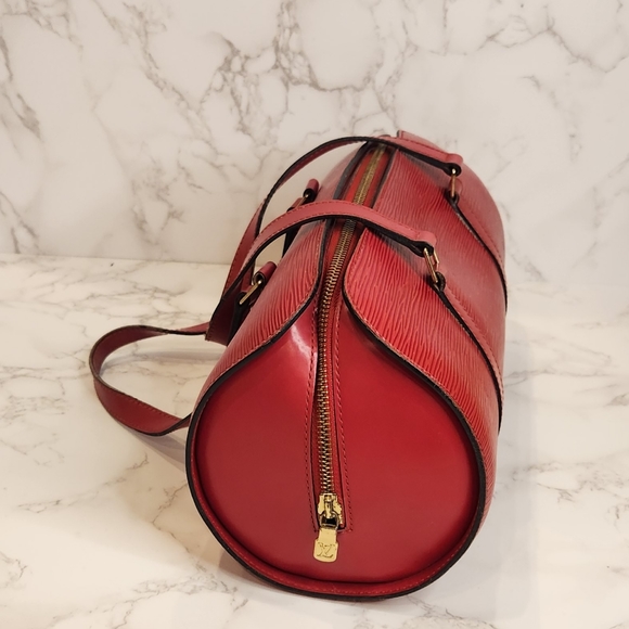 Louis Vuitton Soufflot Red Epi Leather Set - Picture 3 of 14